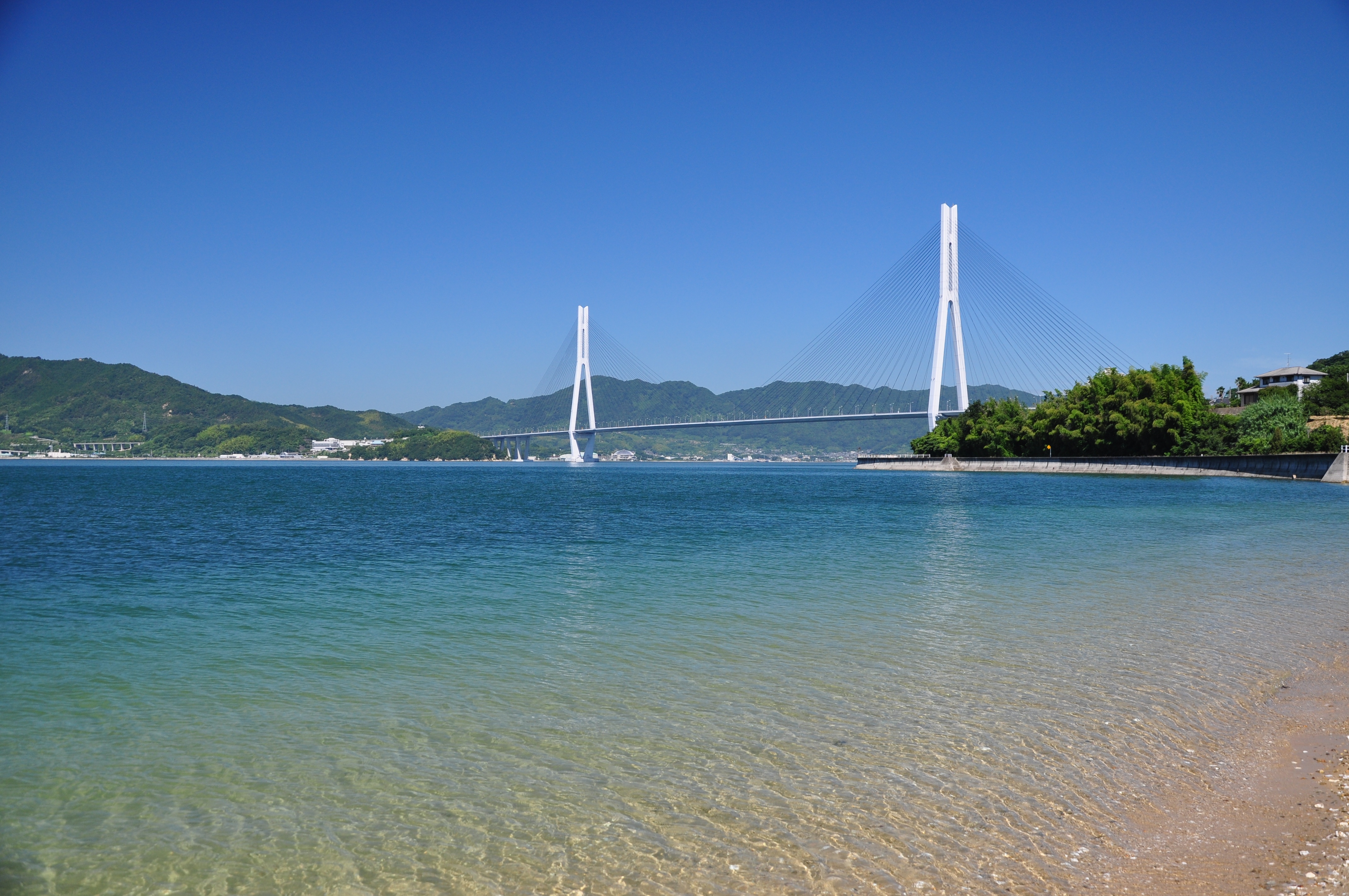 B&B潮風 瀬戸田・多々羅大橋
