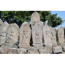 白滝山の石像群