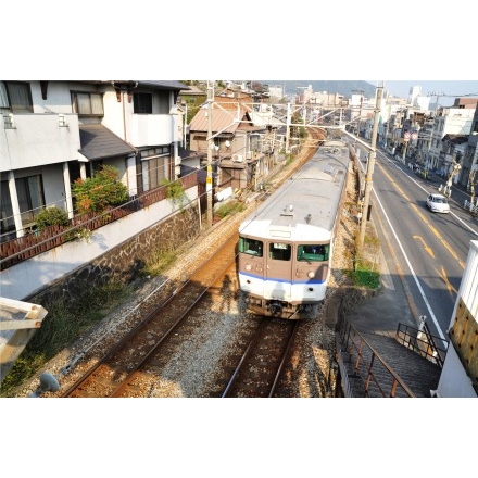 陸橋からみる山陽本線