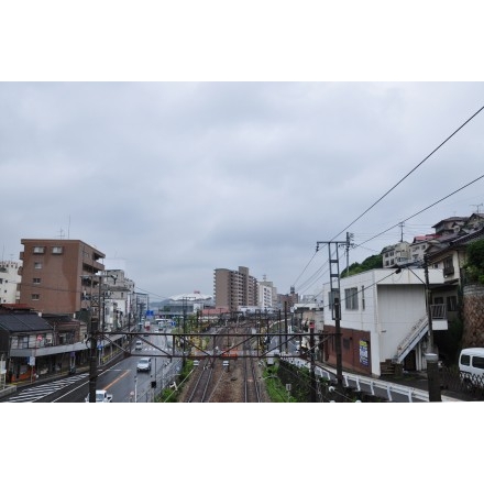 うず潮橋から見た雨の尾道駅周辺