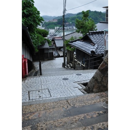 雨の千光寺新道