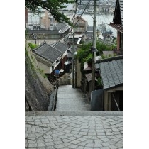 雨の千光寺新道