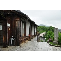雨の志賀直哉旧居