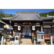海龍寺本堂