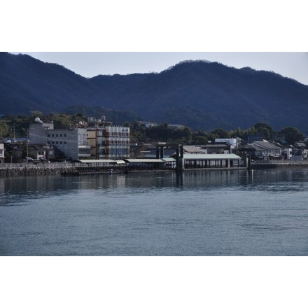 高根島から見た瀬戸田港一帯