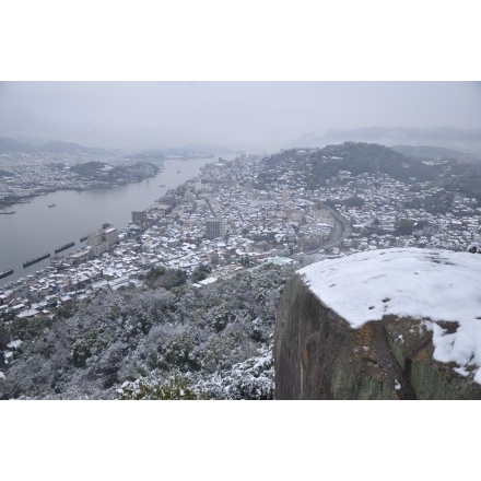 浄土寺山から見る尾道の雪景色