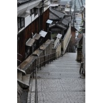 雨の千光寺新道