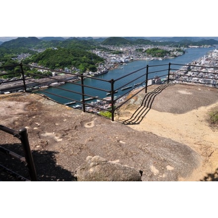 浄土寺山の不動岩展望台