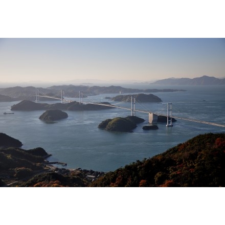 亀老山展望台から見たしまなみ海道来島海峡大橋