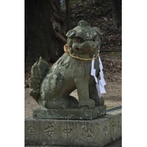 艮神社（因島椋浦町）の狛犬