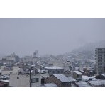 雪に包まれた尾道市街地