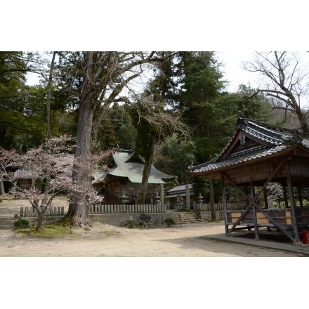 御調町大蔵地区の艮神社