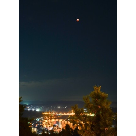 尾道の夜景と皆既月食