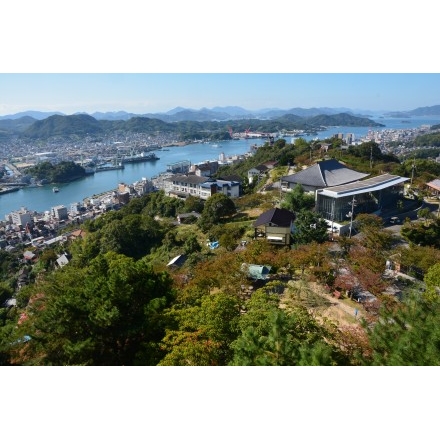 千光寺公園頂上展望台から見た秋の風景