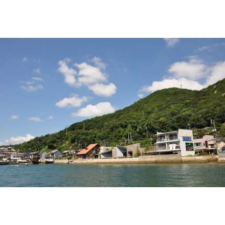 海から見る浄土寺山一帯