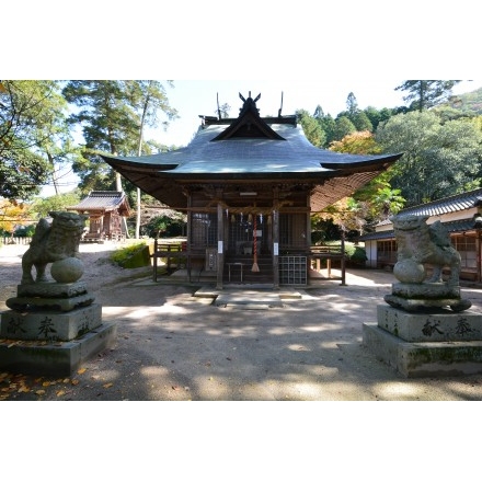 御調町大蔵地区の艮神社本殿