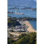 しまなみ海道因島大橋塔頂から見る因島アメニティ公園一帯