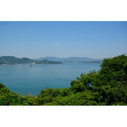 因島八景・梶ノ鼻から見るしまなみ海道因島大橋
