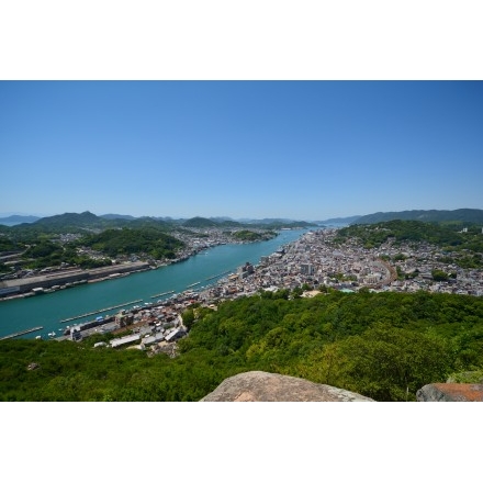 浄土寺山の不動岩から見る風景