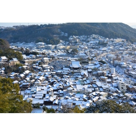 千光寺から見た尾道市街地の雪景色