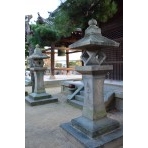 浄土寺の石灯籠