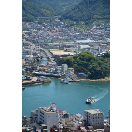 千光寺公園頂上展望台からの見た渡船