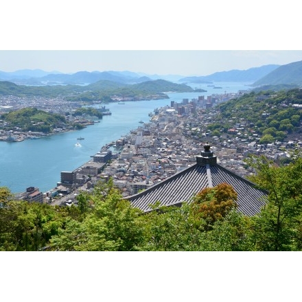 浄土寺山展望台から見る春の尾道市街地