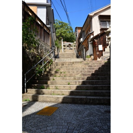 秋の御袖天満宮の参道