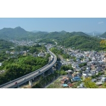 岩屋山から見る夏のしまなみ海道