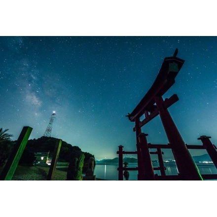 岩子島厳島神社の夜景