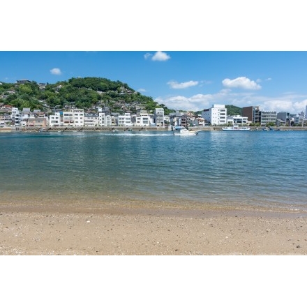 向島・兼吉地区から見た尾道の夏風景