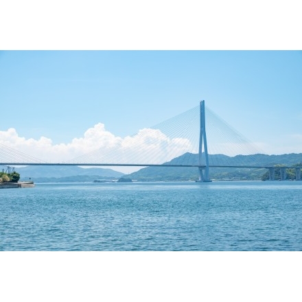 夏のしまなみ海道多々羅大橋