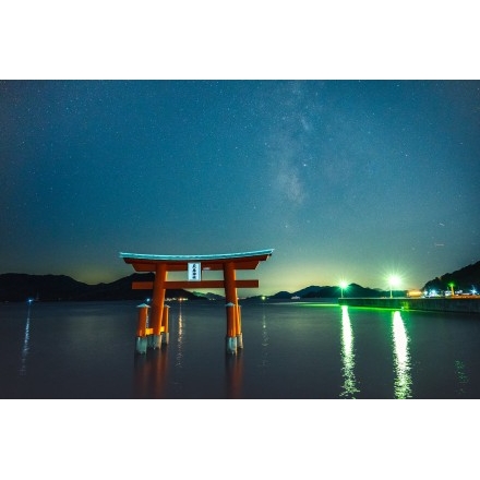 浦崎・厳島神社から見る夜景