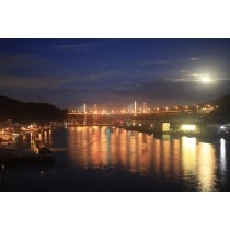 月夜の尾道大橋