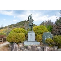因島水軍武将の銅像