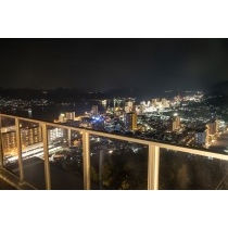 千光寺公園視点場「MiTeMi（みてみ）」から見る夜景