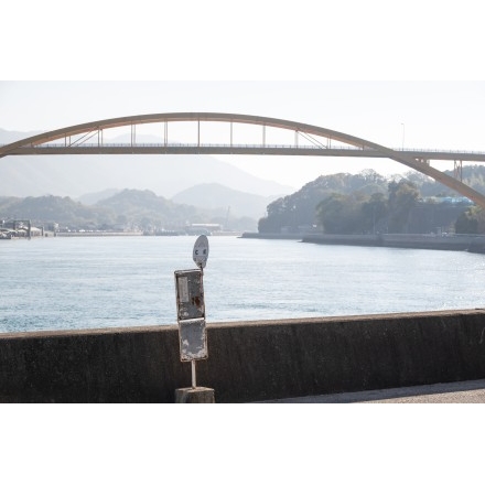 高根島のバス停