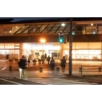 冬の夕暮れの尾道駅