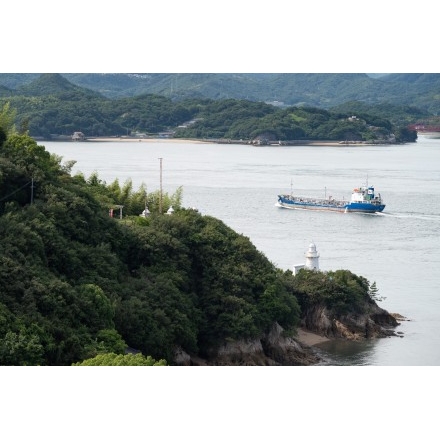 大浜埼灯台と布刈瀬戸