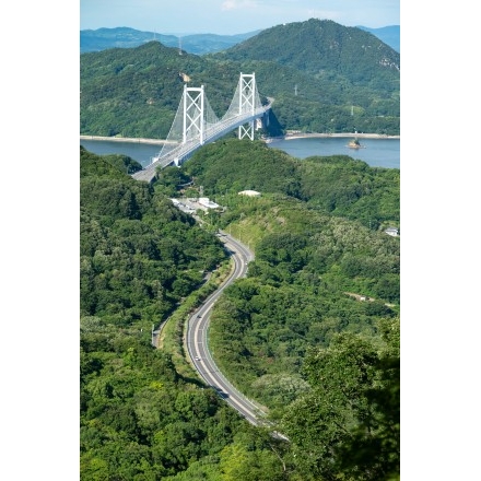 白滝山から見るしまなみ海道因島大橋