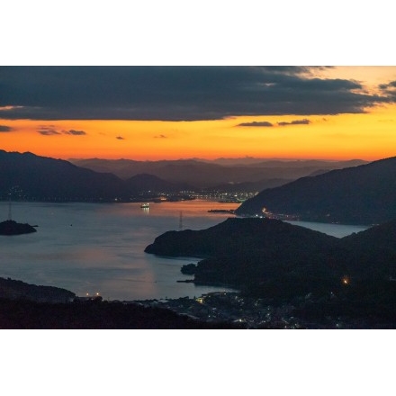 高見山から見る夏の夕景