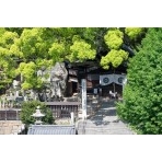 千光寺山ロープウェイ山麓駅から見る艮神社