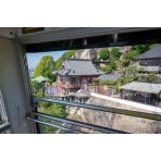 千光寺山ロープウェイ車窓から見る千光寺本堂