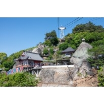 千光寺山ロープウェイ車窓から見る千光寺