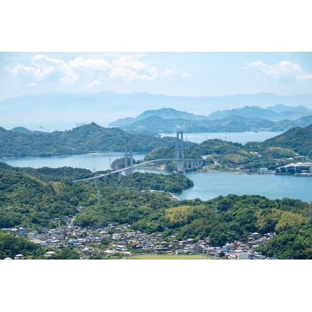 因島公園から見るゆめしま海道の岩城橋