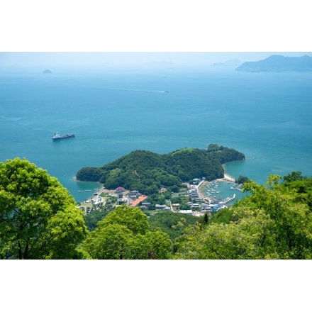 高見山から見る夏の瀬戸内海