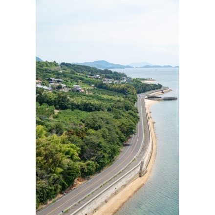 しまなみ海道多々羅大橋から見た生口島