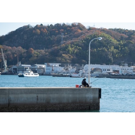 冬の朝の尾道水道