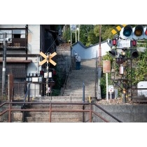 踏切と千光寺道