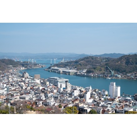 千光寺参道から見る尾道市街地